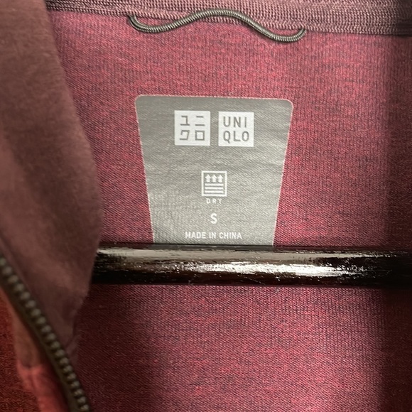 Uniqlo Women Hoodie with Front Zipper and zipped pockets - Picture 3 of 6